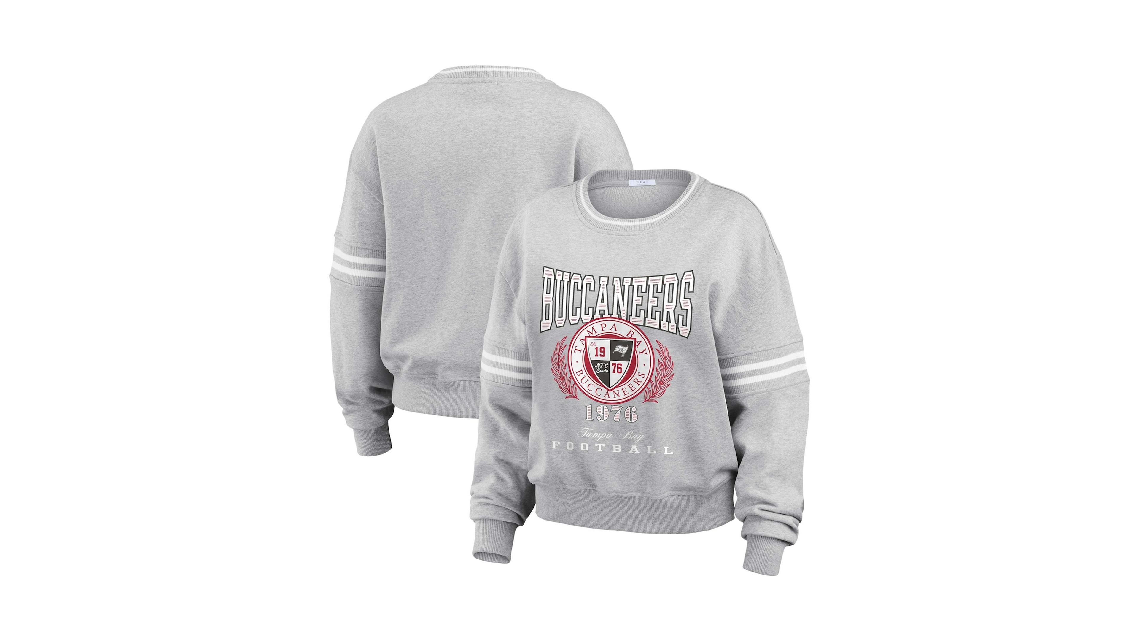 Wear by Erin Andrews Women's Heather Gray Tampa Bay Buccaneers Cropped Pullover Sweatshirt