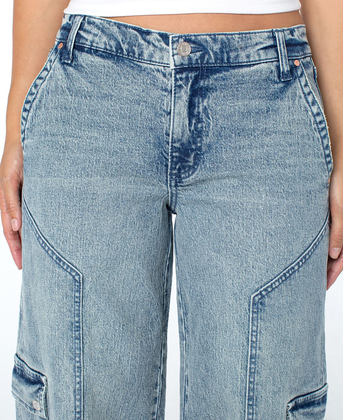 Celebrity Pink Women's Mid-Rise Wide-Leg Cargo Jeans view 5 — MAYCSS fashion products