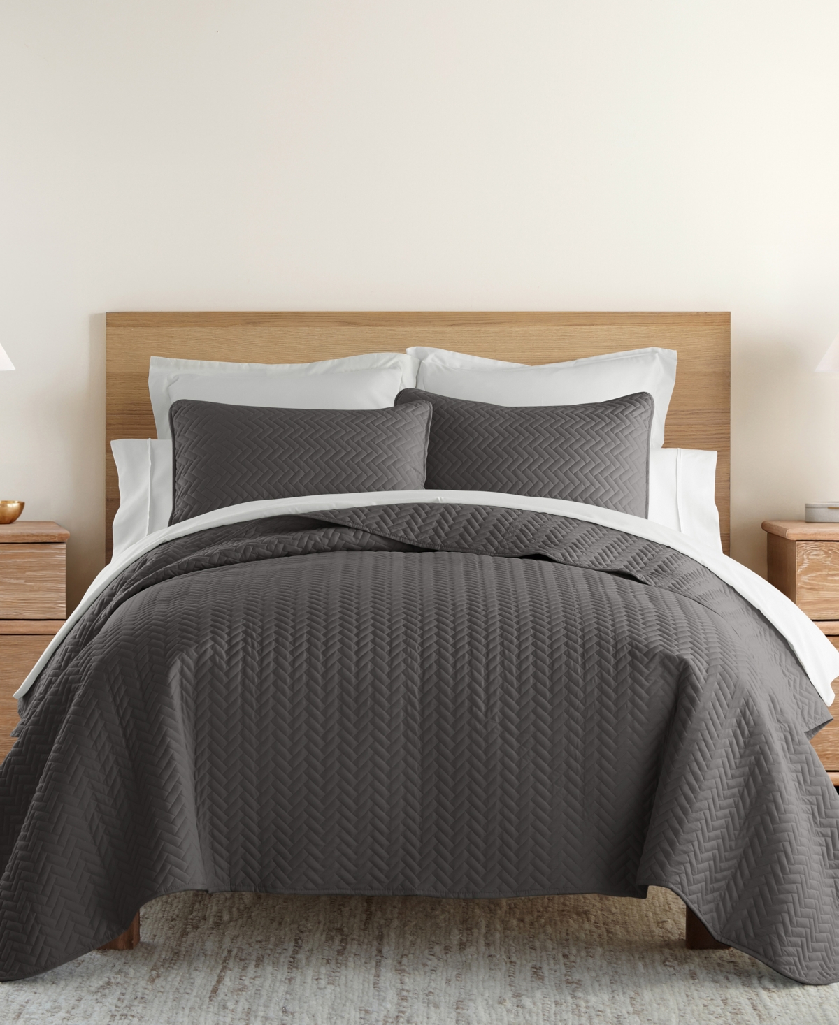 ienjoy Home Herringbone Lightweight Quilted Coverlet Set
