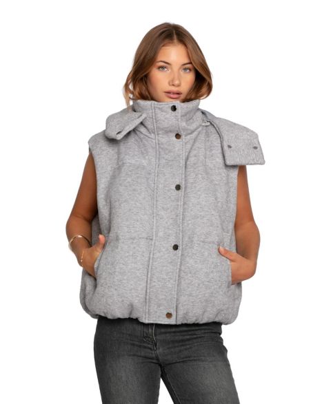 Женские жилеты Belle & Bloom Golden Hour Hooded Puffer Vest