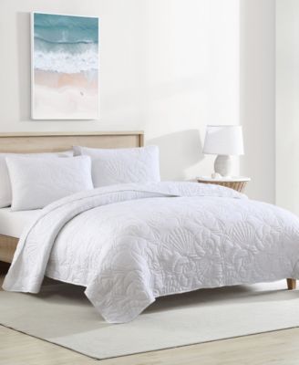 Shell Outline 3-Piece Quilt Set, King
