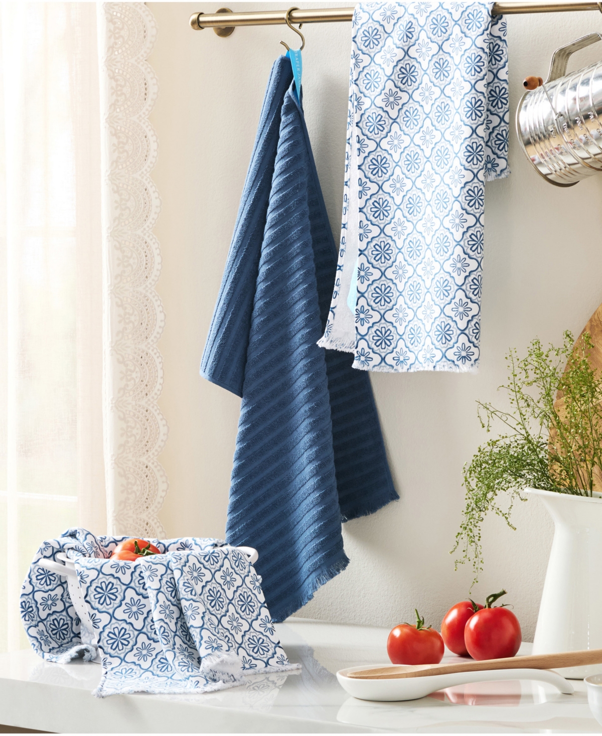 Draper James Allover Geo Floral 3-Pack Kitchen Towels