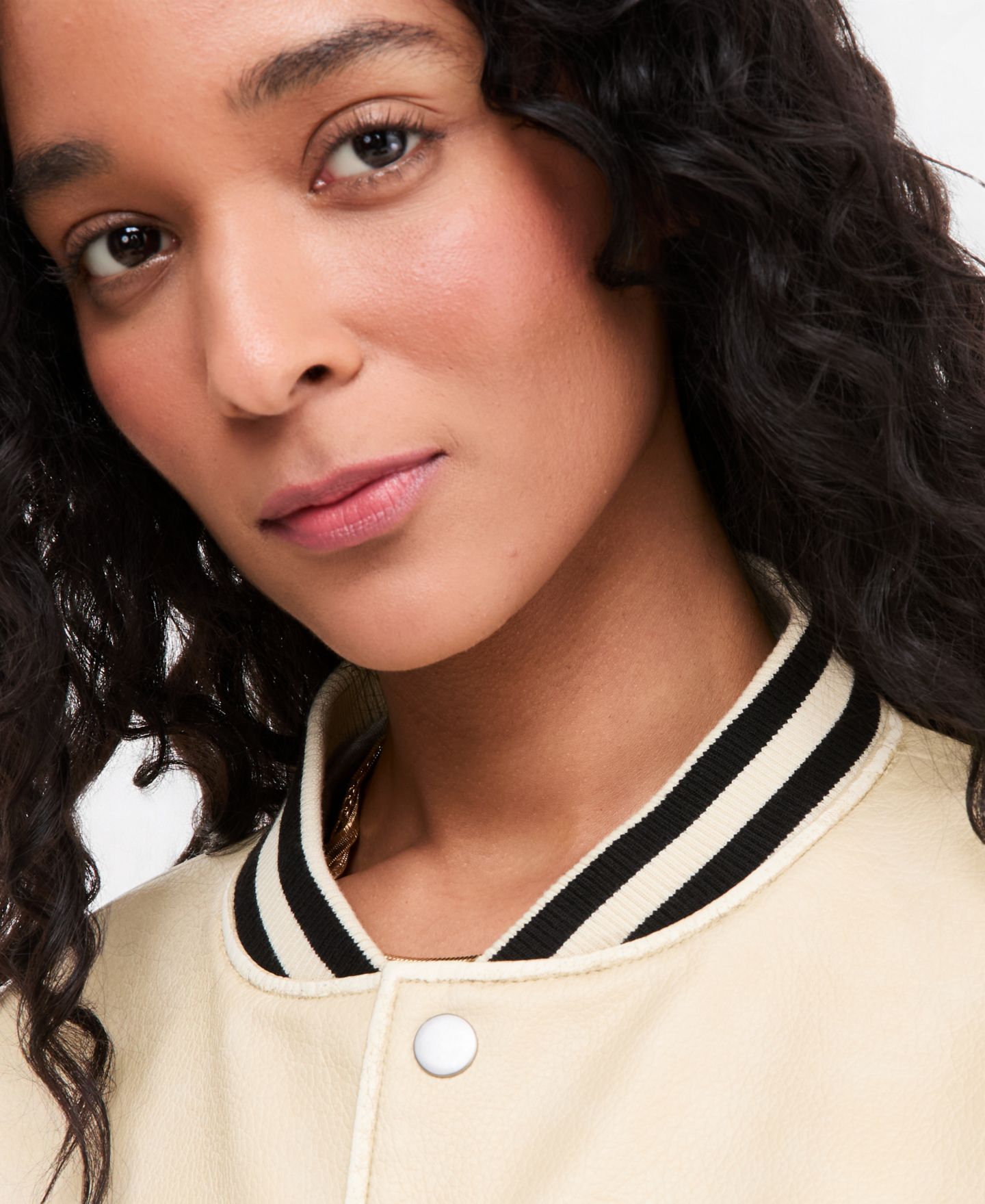 Женская куртка On 34th Faux-Leather Varsity Bomber, цвет: Экрю — фото 4