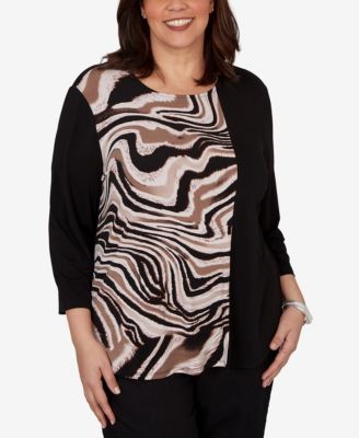 Plus Size Vertical Spliced Animal Puff Printed Top