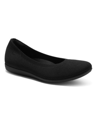 Women's Claire Walker Water-Repellent Round-Toe Walking Flats