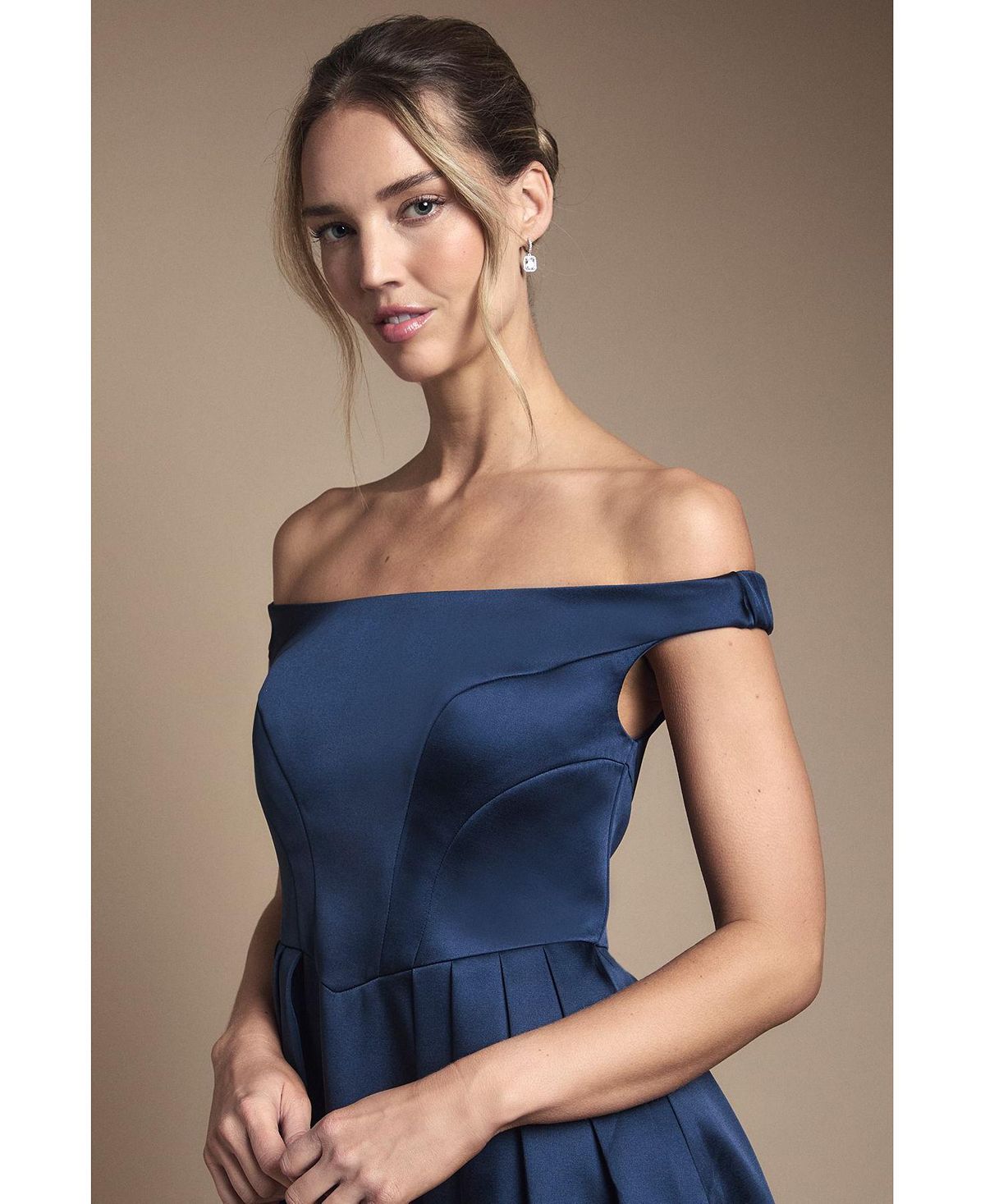 Coast Women's Bandeau Off-Shoulder Maxi Dress view 4 — MAYCSS fashion products
