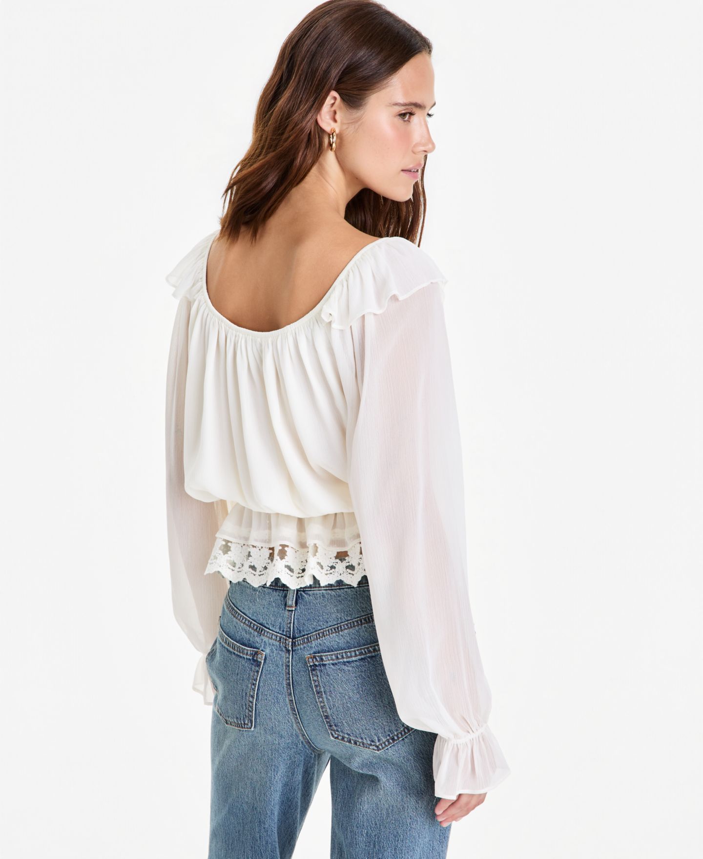 Женская блузка And Now This Petite Lace Long-Sleeve Ruffle Blouse, цвет: Calla Lily — фото 4