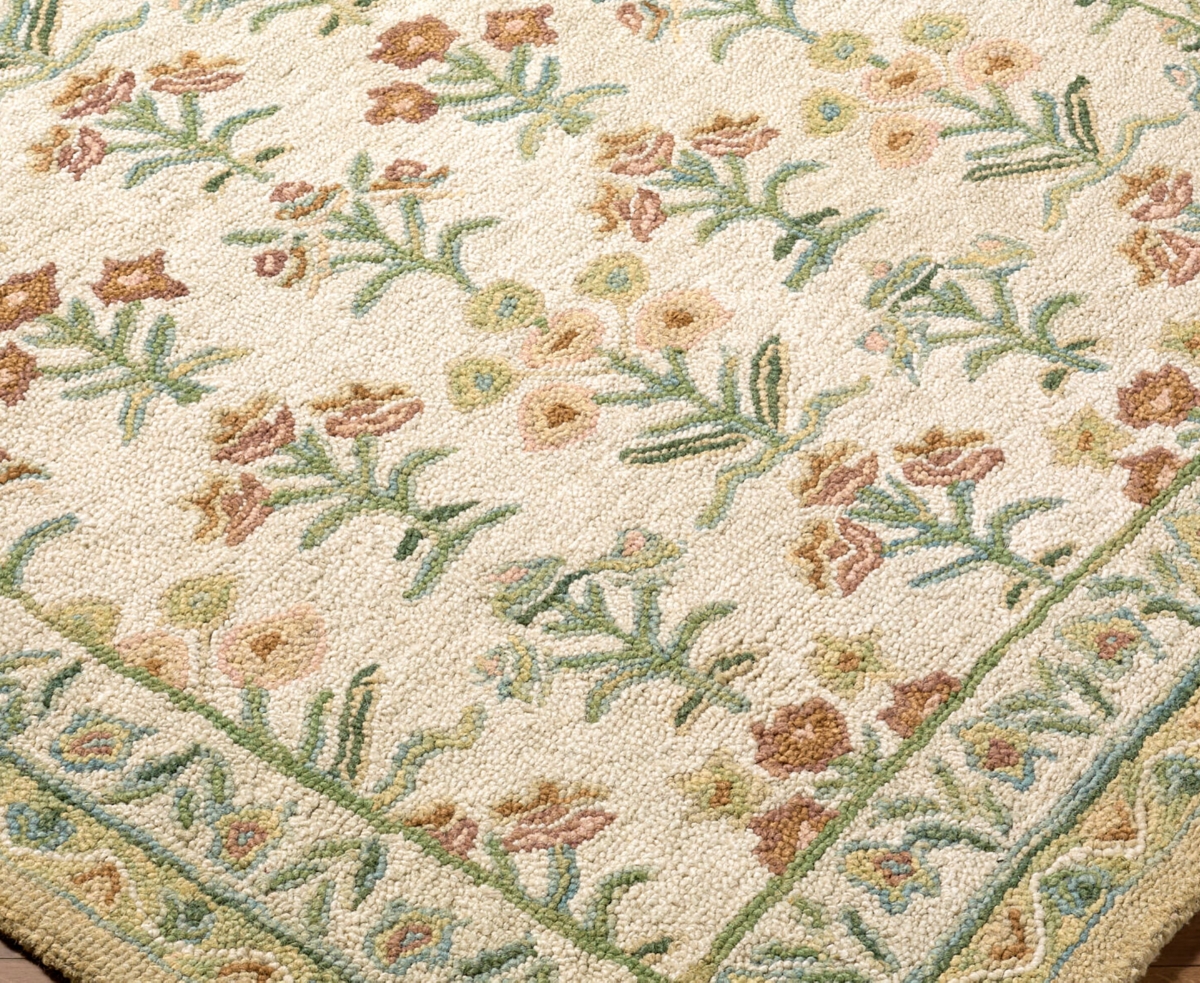 Livabliss Fairfax 768465 5' x 7'6" Area Rug
