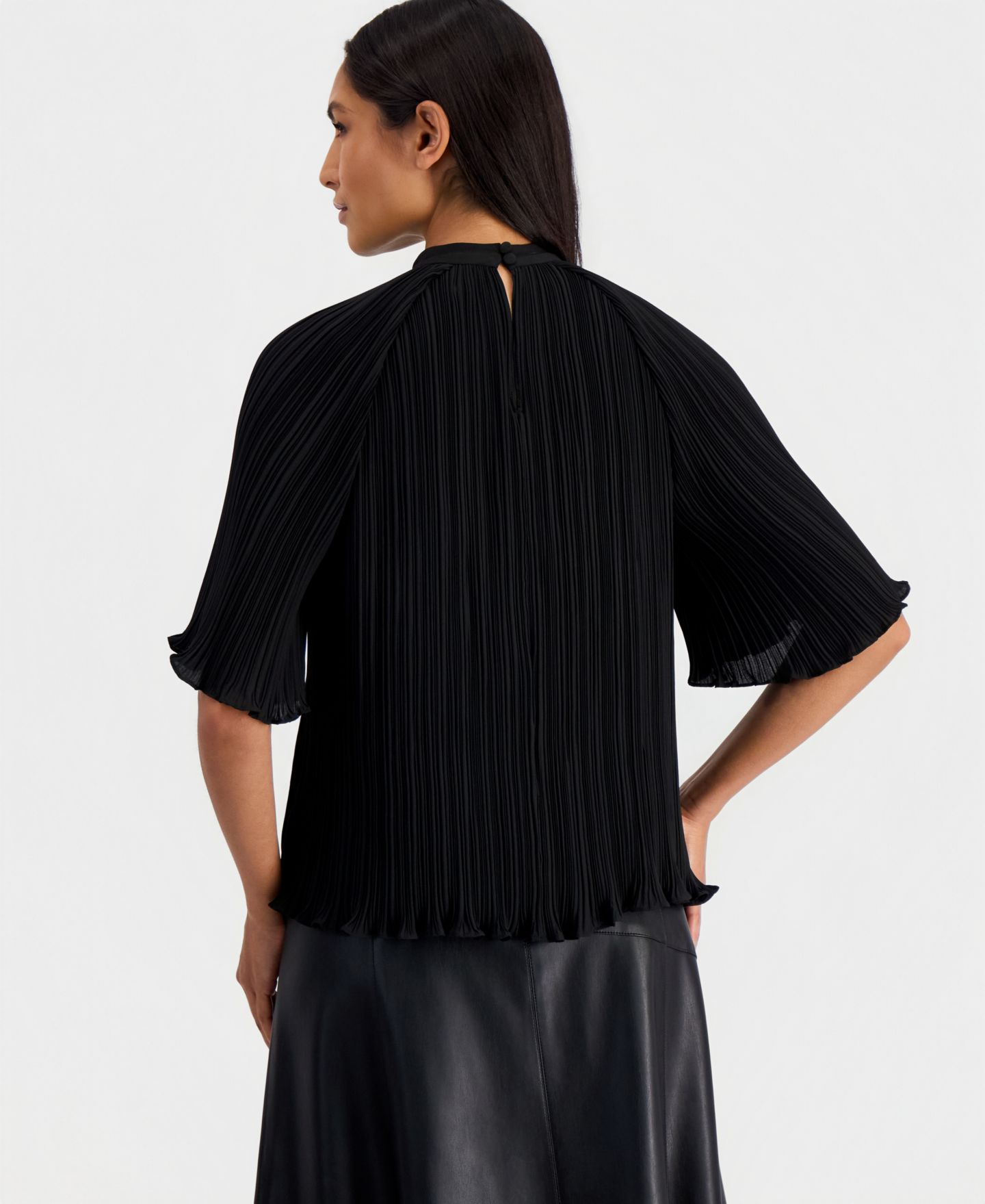 Женская блузка T Tahari Elbow-Sleeve Pleated Blouse, цвет: Чёрный — фото 3