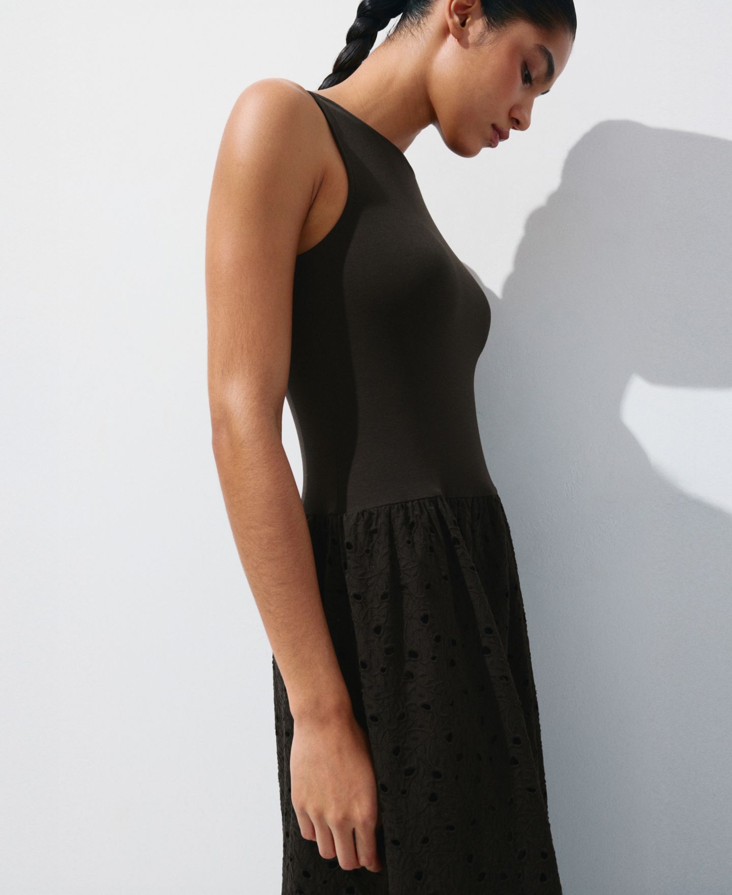 Женское платье Mango Lace Accents Embroidered Combined, цвет: Коричневый — фото 4