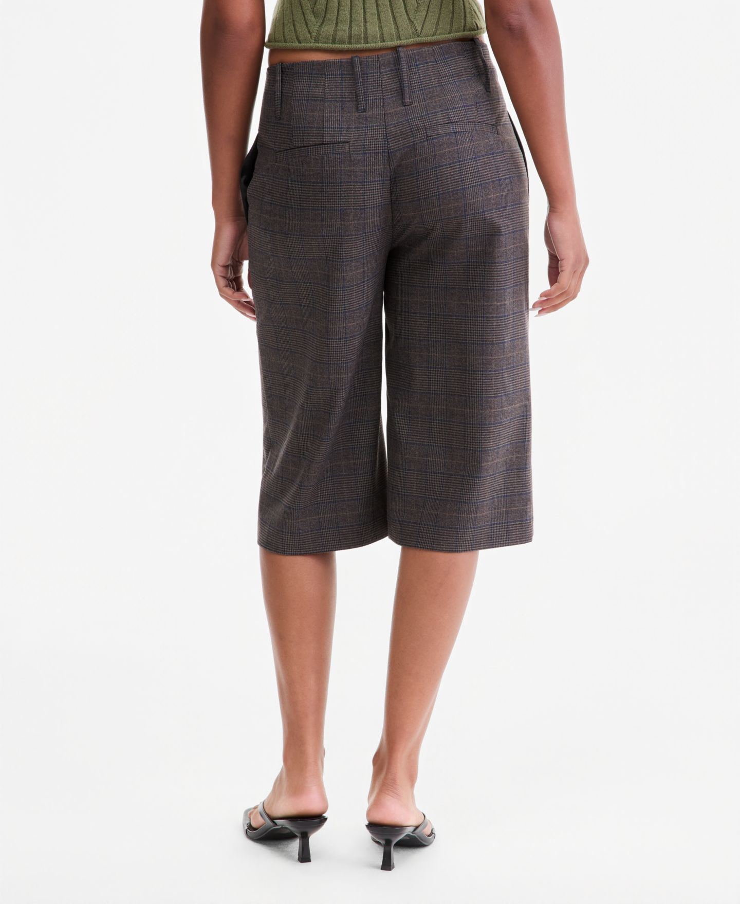 Женские шорты Bar III Plaid High-Rise Knee-Length, цвет: Коричневый клетчатый — фото 4