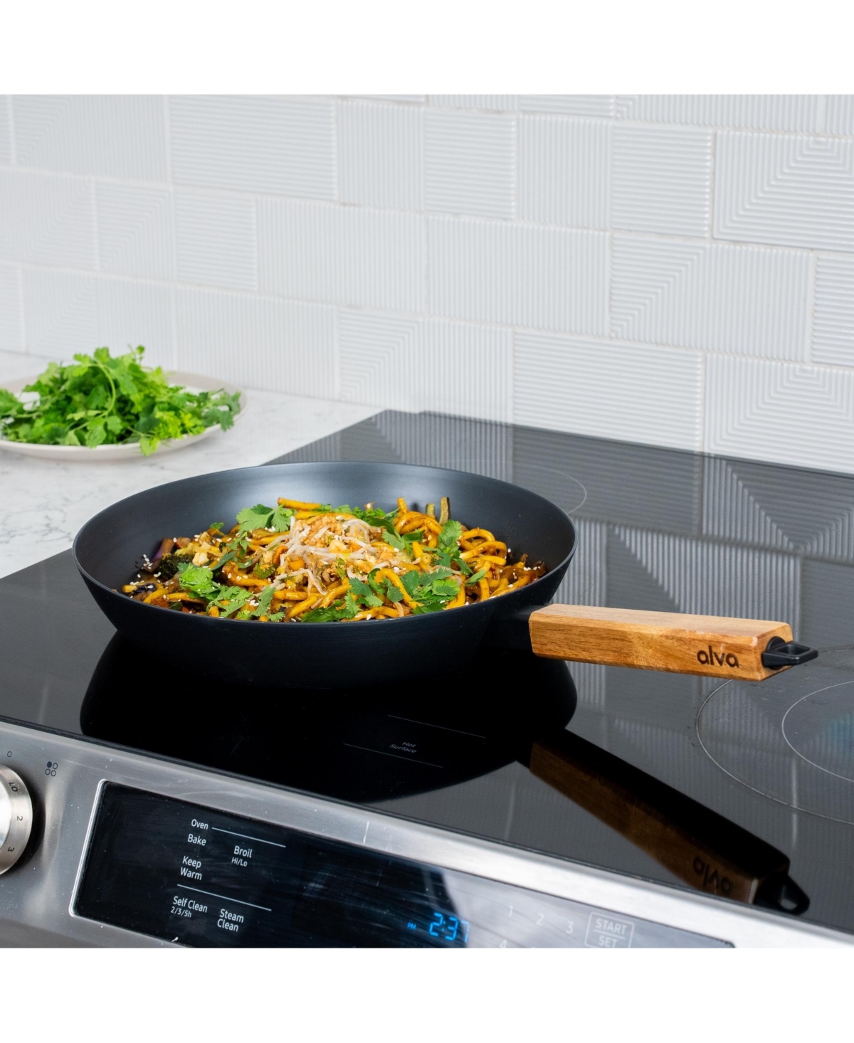 Alva Forest Carbon Steel Frying Pan 11" with Acacia Wood Handle