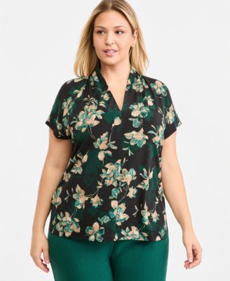 Plus Size Floral Funnel-Neck Cap-Sleeve Blouse