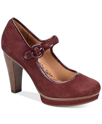 sofft platform pumps