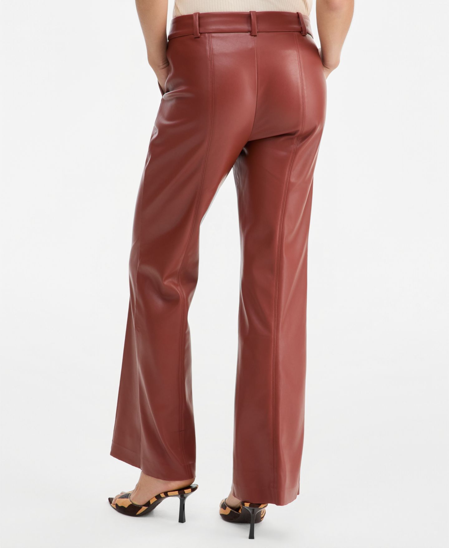 Женские брюки I.N.C. International Concepts Faux Leather High-Rise Bootcut, цвет: Вишнёвый красное дерево — фото 2