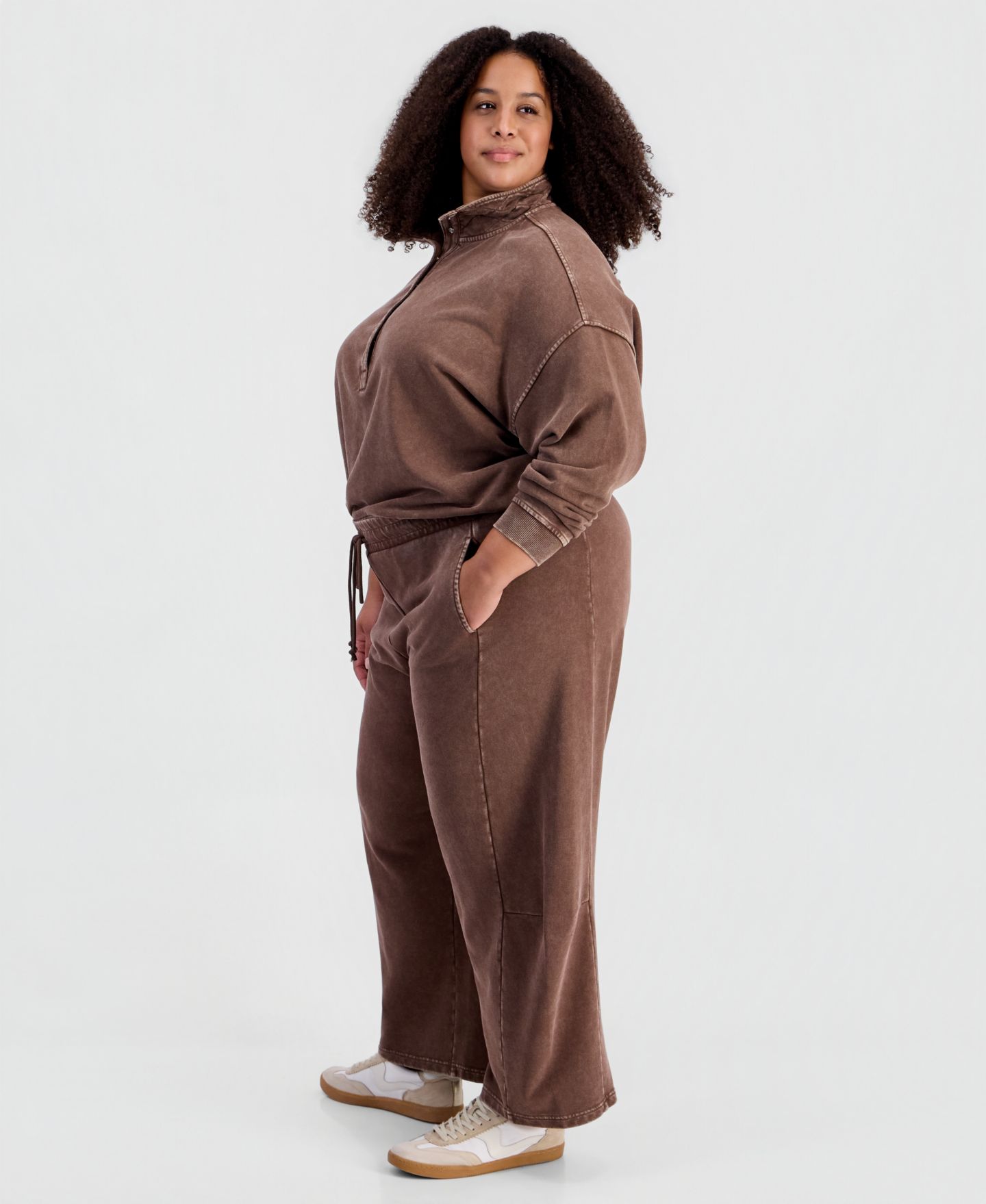 Женские брюки And Now This Plus Size Fleece High-Rise Drawstring, цвет: Тёплый сиена — фото 2