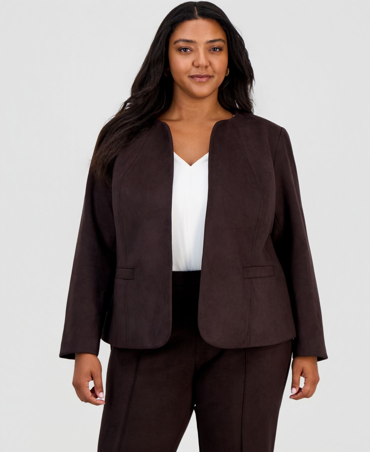 Женский пиджак Anne Klein Essentials Plus Size Scuba Suede Open-Front, цвет: Глубокий красное дерево — фото 1