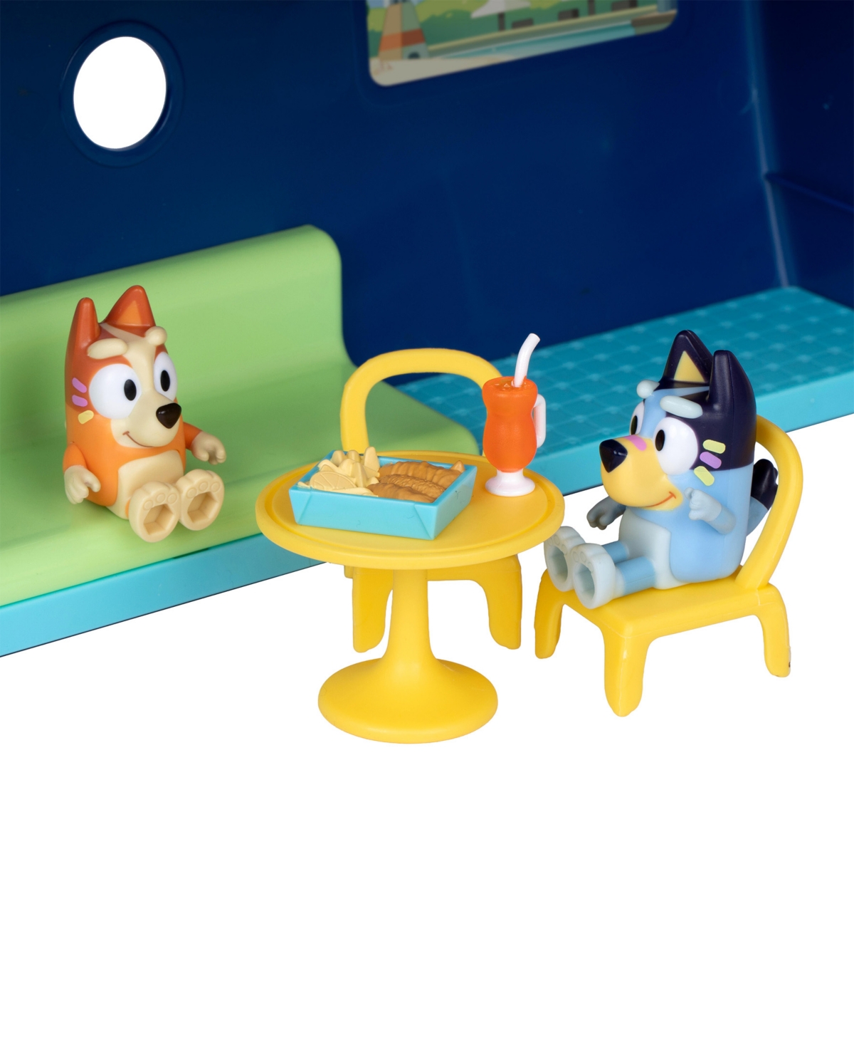 Bluey Cruise Ship with 6 Play Areas & Accessories 13-Piece Playset, Ages 3+