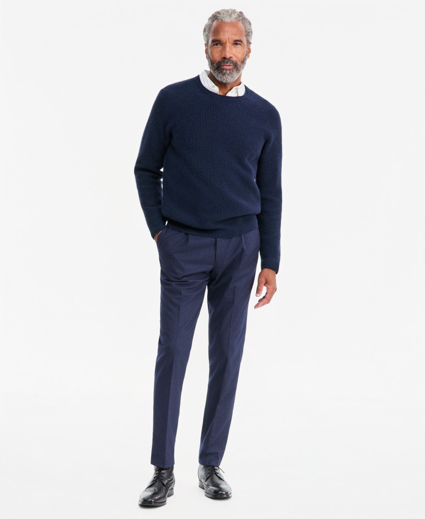 Мужской свитер Club Room Cashmere Wool Blend Long-Sleeve Waffle Wool Crewneck, цвет: Тёмный тёмно-синий — фото 2