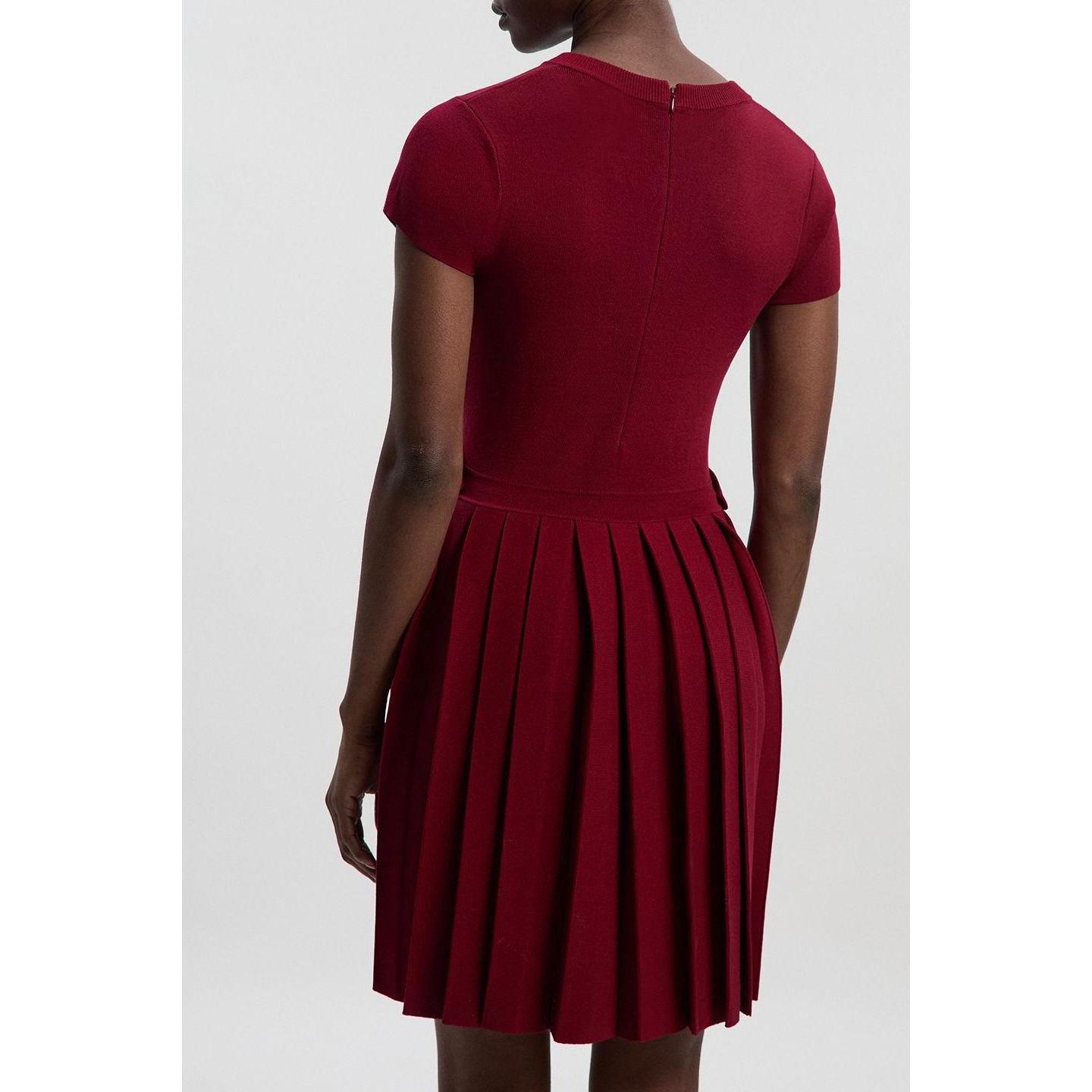 Женское платье Karen Millen Viscose Tab Pleated Knit Mini, цвет: Бордовый — фото 6