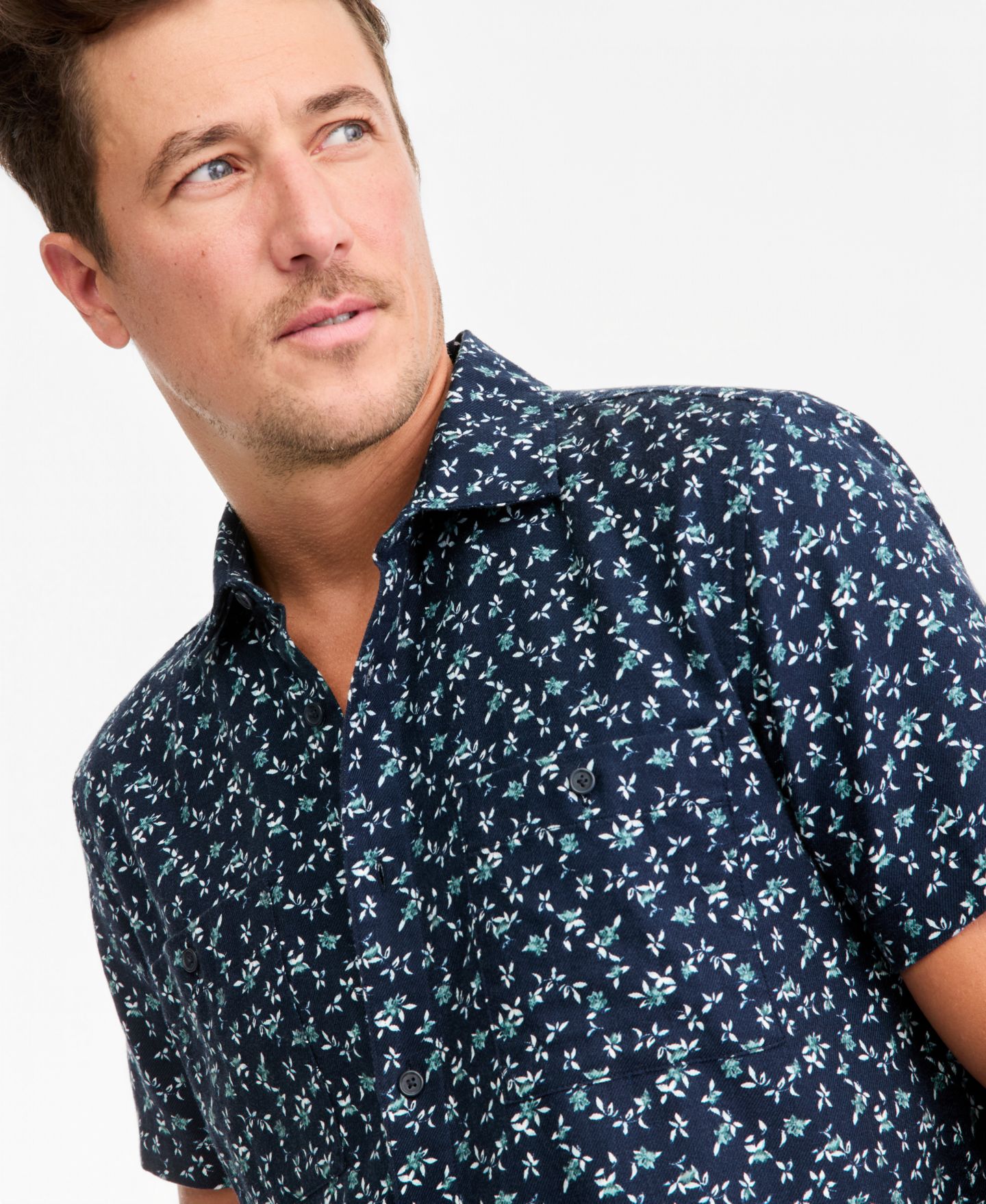 Мужская рубашка Sun + Stone Short-Sleeve Victor Ditsy Floral, цвет: Тёмно-синий комбинированный — фото 4