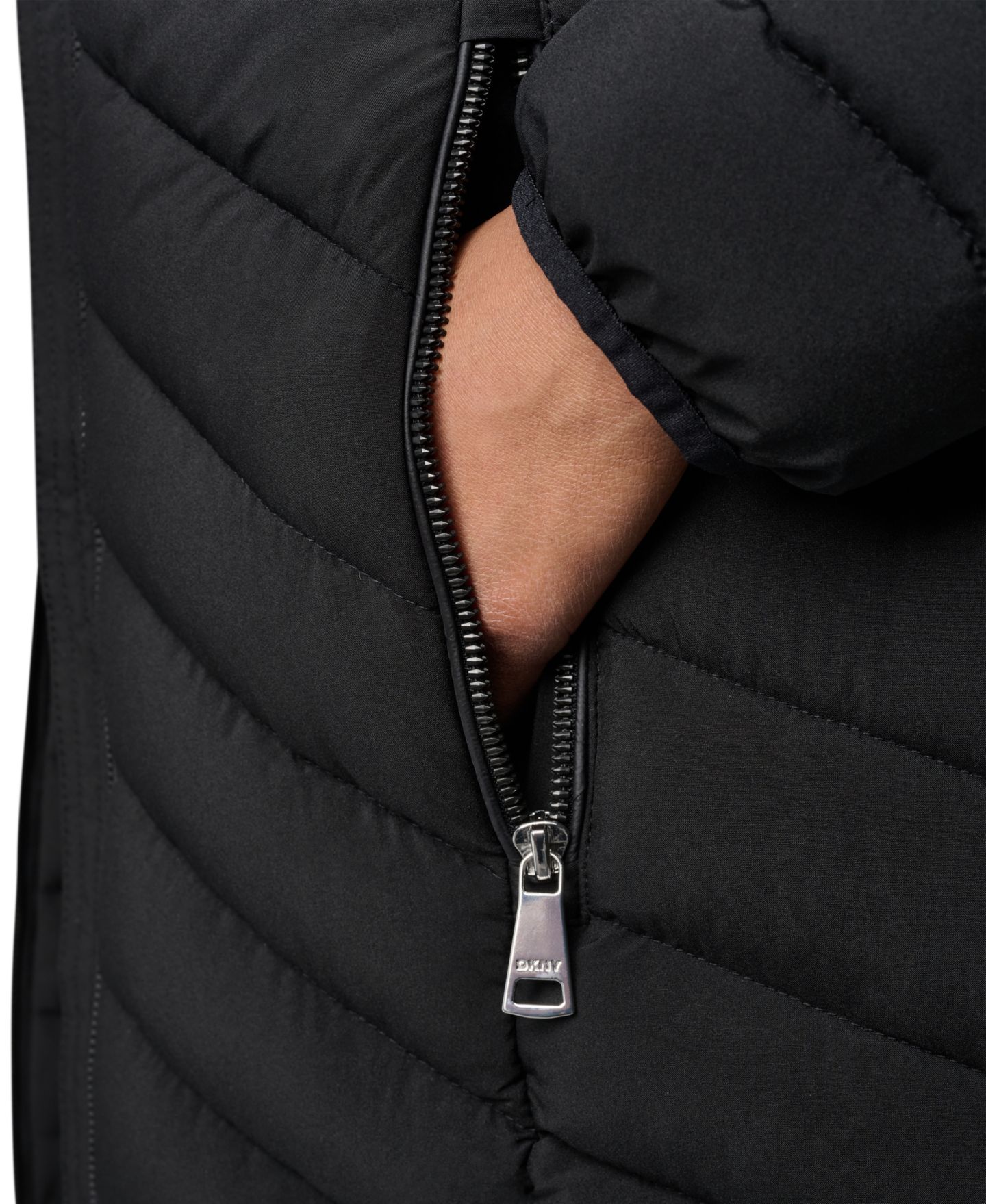 Женская куртка DKNY Bibbed Packable Puffer, цвет: Чёрный — фото 9