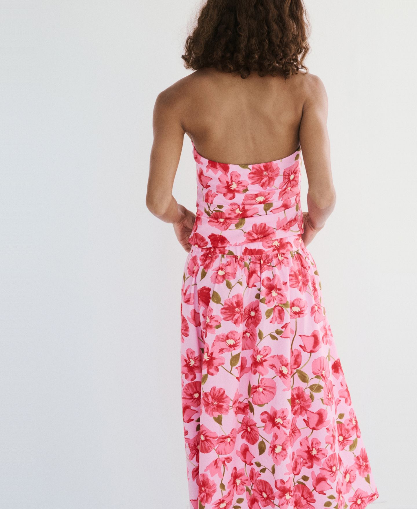 Женский топ Mango Floral Halter-Neck, цвет: Розовый — фото 6