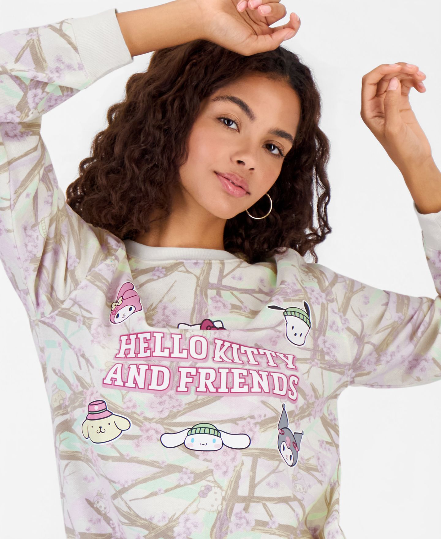 Женский свитер Sanrio Juniors' HK & Friends Camo-Print Fleece Pullover, цвет: Белый — фото 2