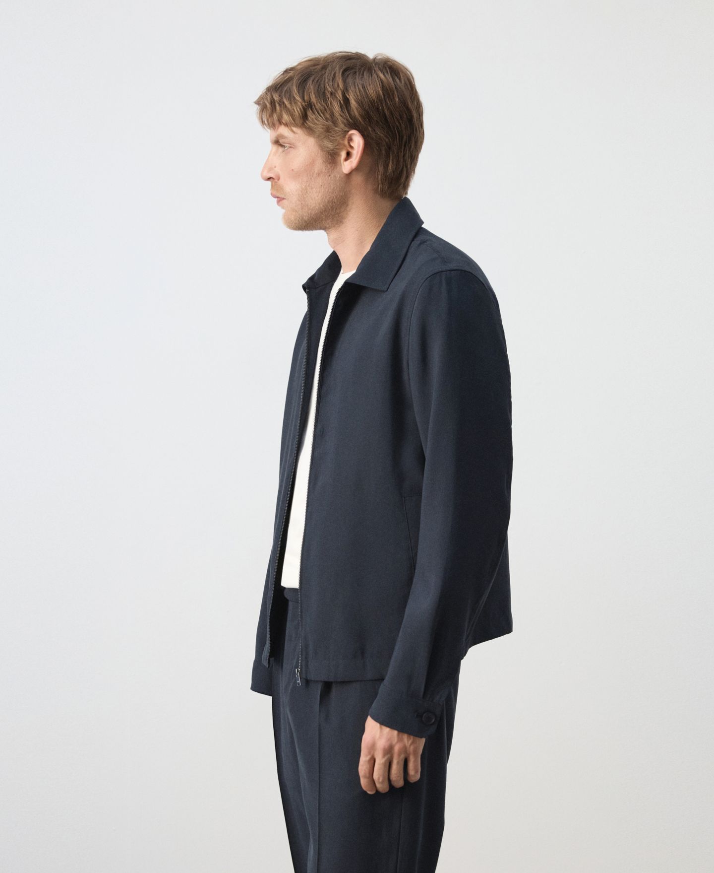 Мужская куртка Mango Zip-Up Modal, цвет: Тёмно-синий — фото 4