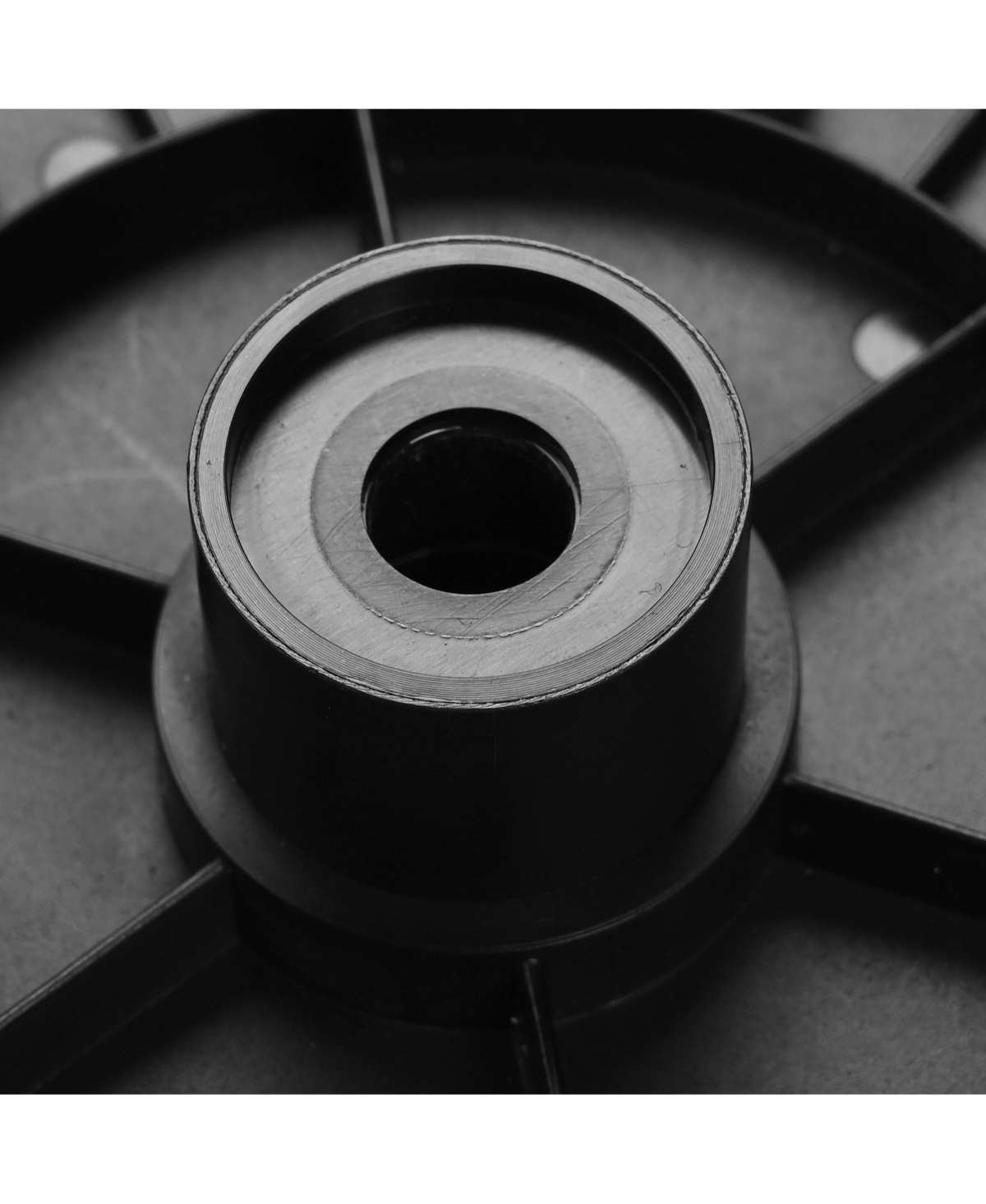 WinSpin Prize Wheel Center Plate Disk Replacement Part for Modular Prize Wheel
