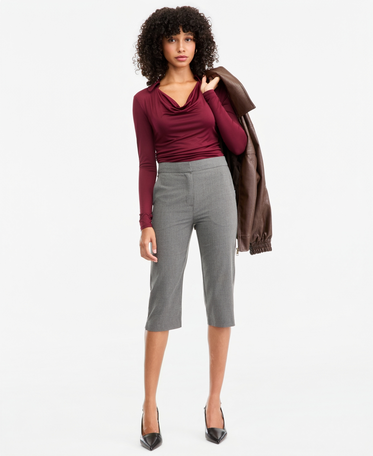 Bar Iii Women's Suiting Capri Mid-Rise Skinny-Leg Capris, Macy's Exclusive