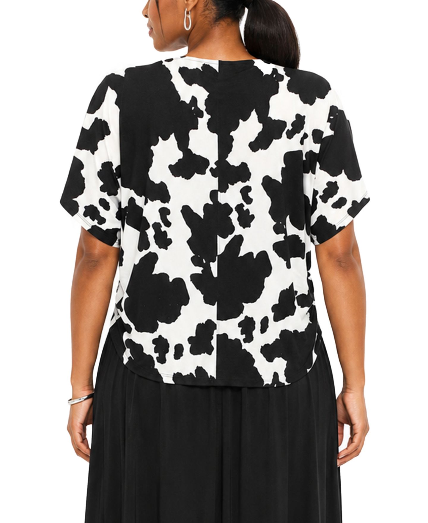 Женский топ COIN 1804 Plus Size Cow Print Batwing Short-Sleeve Side-Ruched Boat Neck, цвет: Слоновая кость чёрный — фото 5