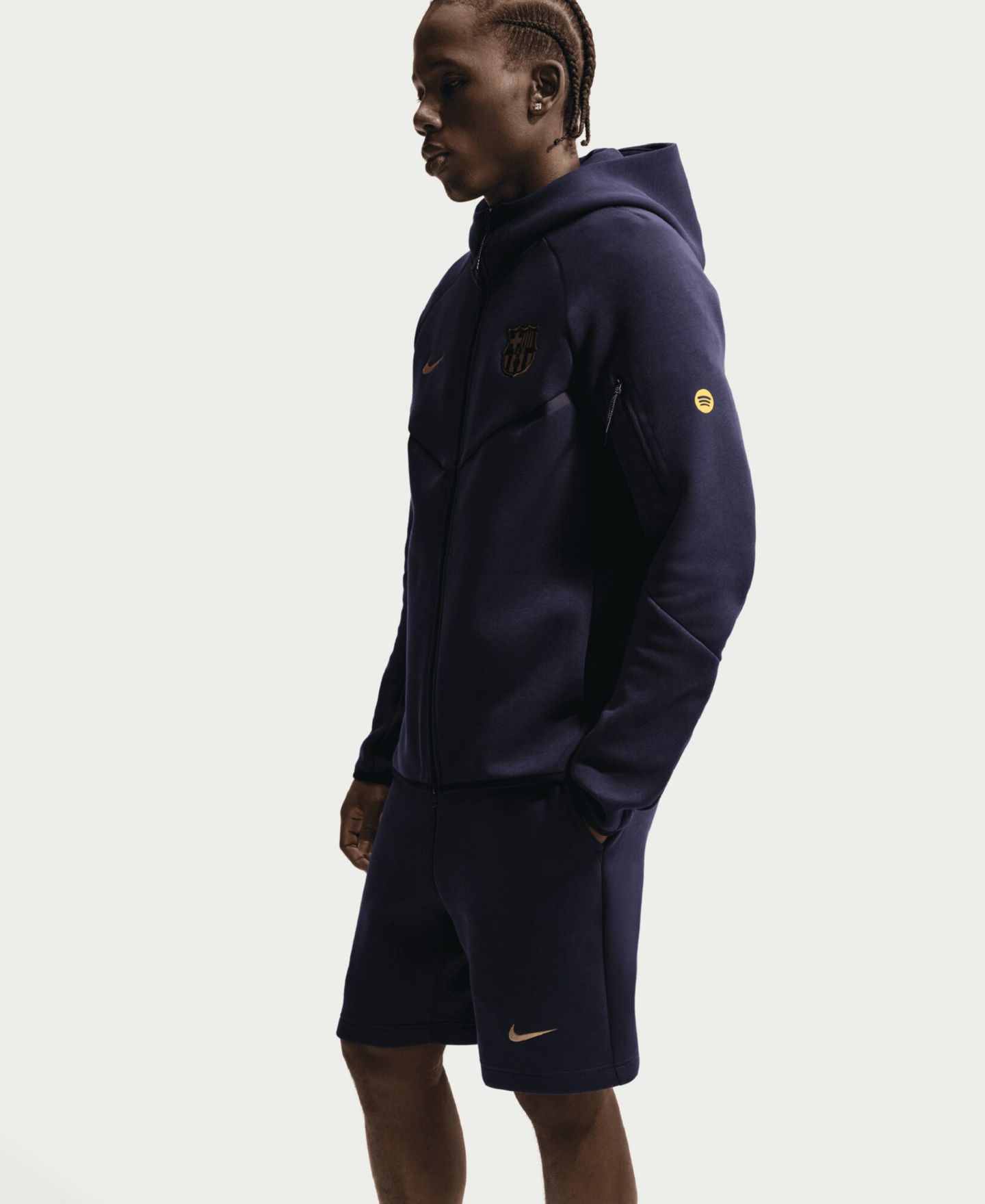Мужские шорты Nike Navy Barcelona Tech Fleece — фото 2