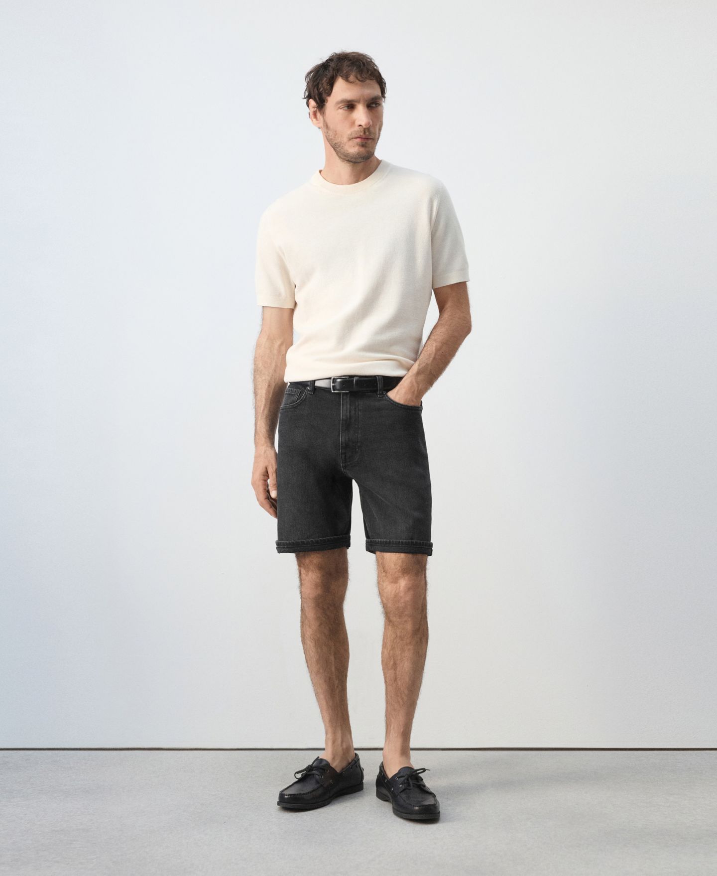 Мужские шорты MANGO Slim-Fit Cuffed 9.45" Bermuda, цвет: Чёрный джинсовый — фото 8