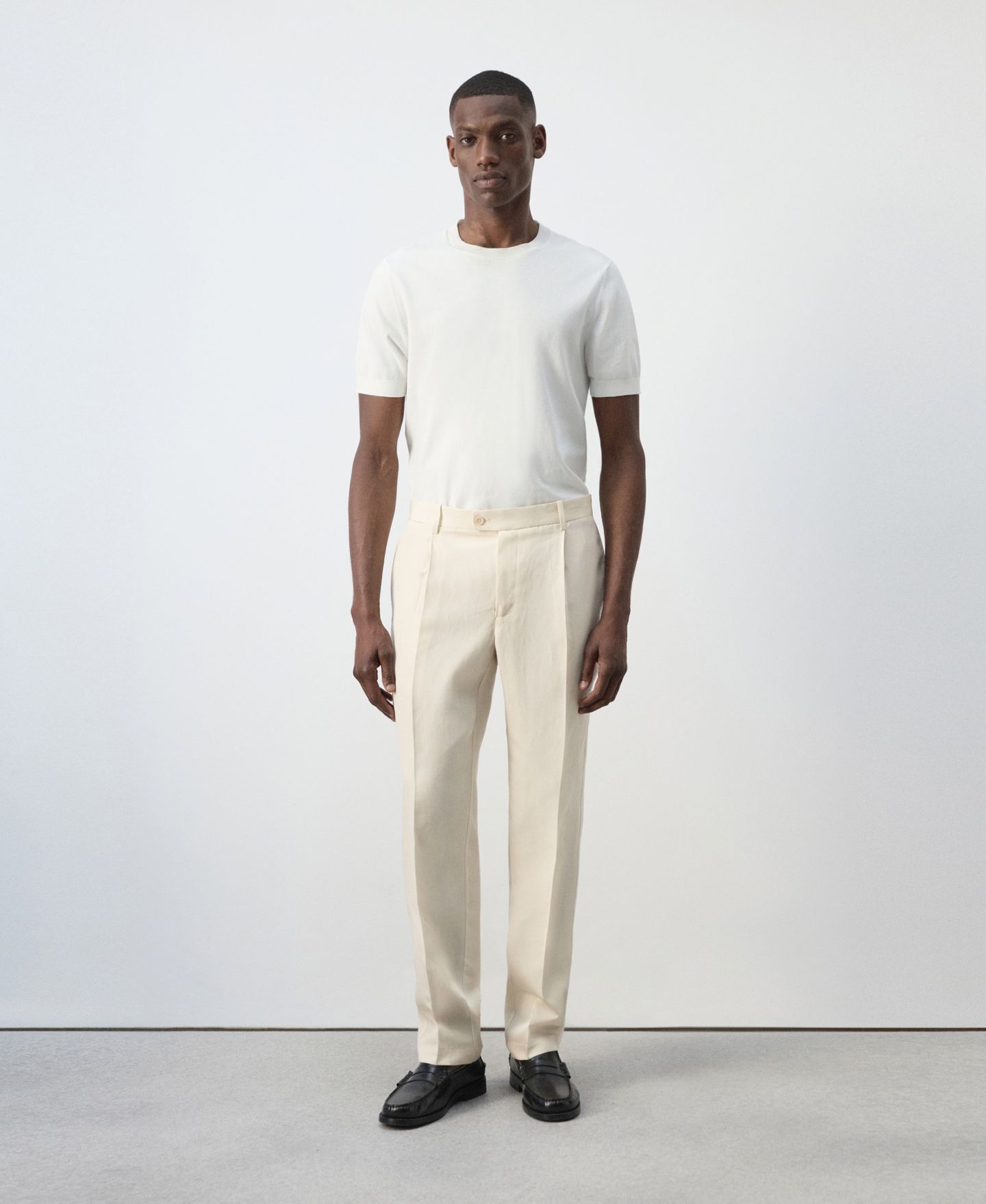Мужские брюки MANGO Regular-Fit Lyocell-Linen-Blend, цвет: Молочный / Белый — фото 8