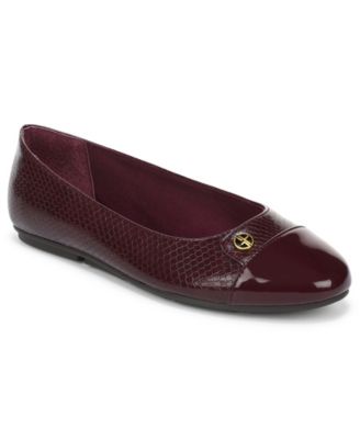 Women's Carterr Cap Toe Ballet Flats