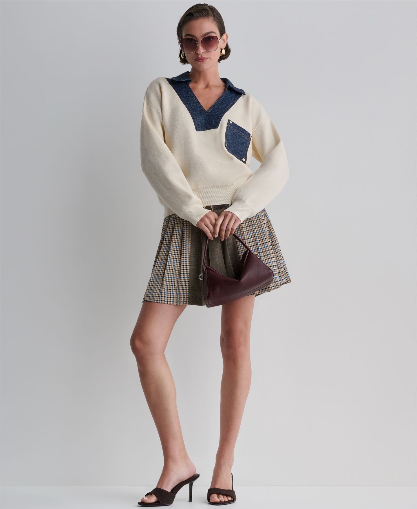Женский свитер BCBG Denim Trim Oversized Collared V-Neck, цвет: Джинсовый — фото 10