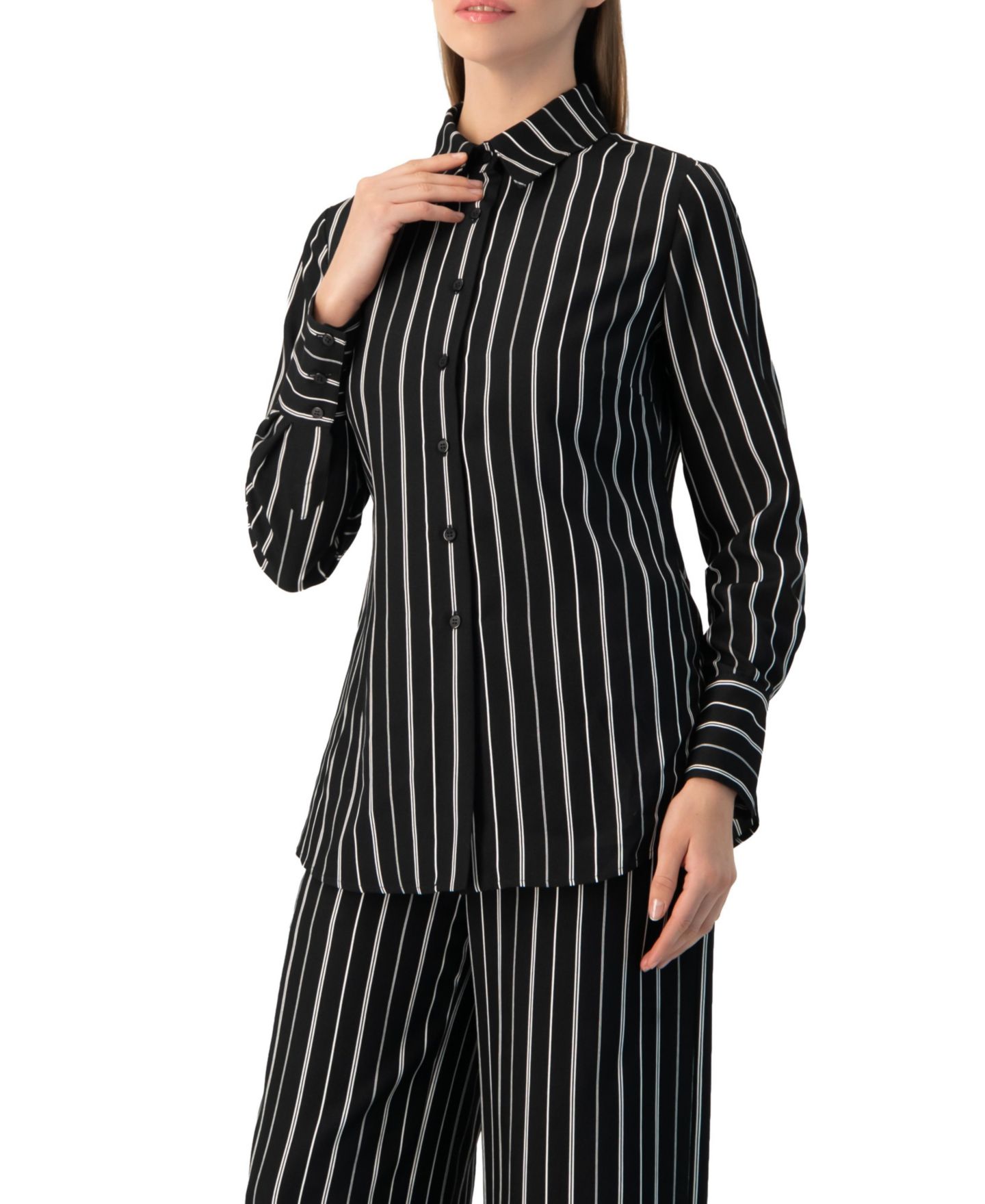 Женская рубашка Ivonne Pinstripe Fitted Long-Sleeve Button-Front, цвет: Чёрный — фото 3