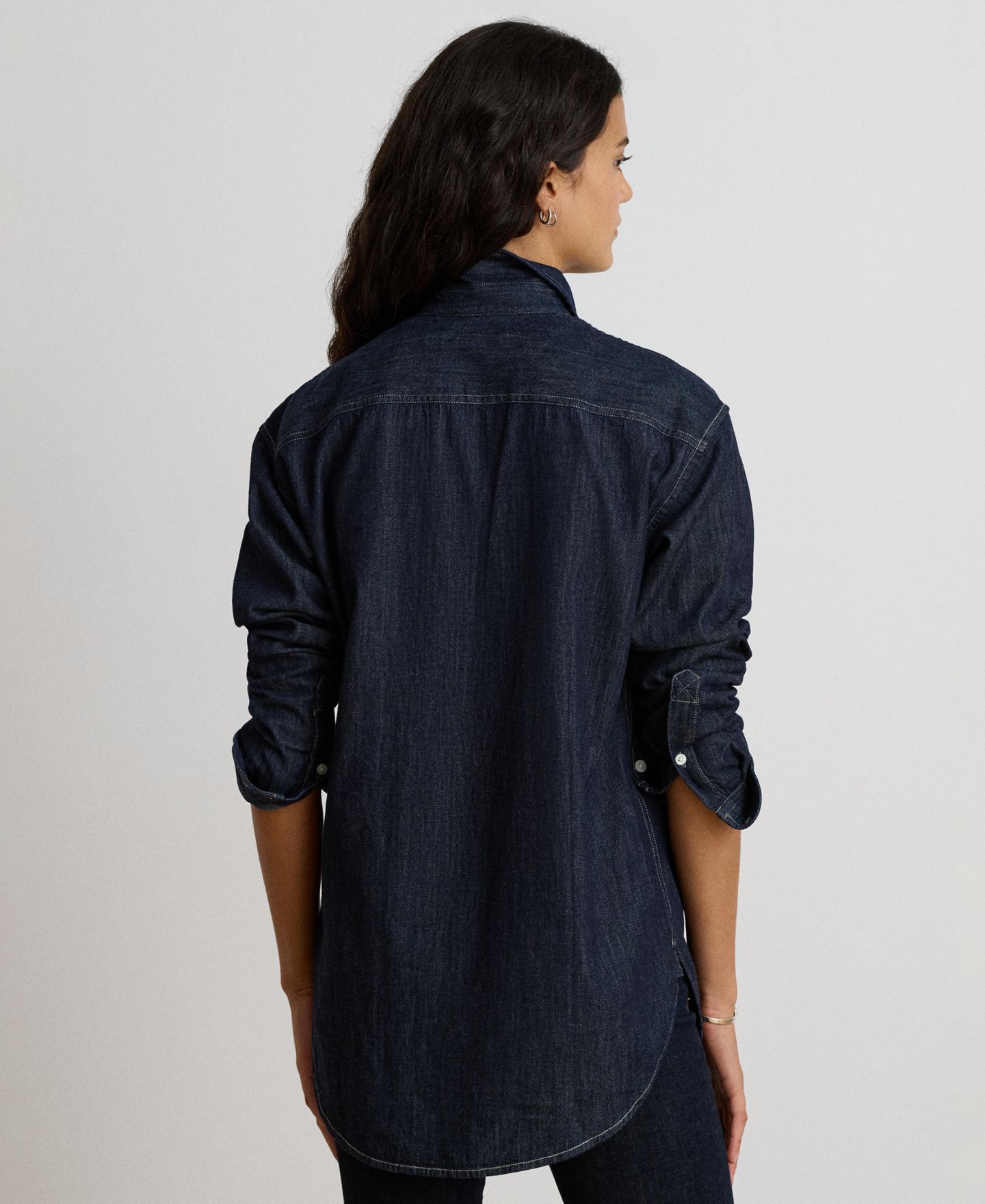 Женская рубашка Lauren Ralph Lauren Long-Sleeve Point Collar Relaxed-Fit Denim Shirt, цвет: Варёный — фото 5