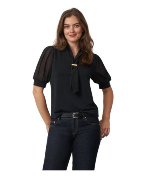 Женская блузка Cable & Gauge Tie-Neck Short-Sleeve Puff Blouse, цвет: Угольно-чёрный