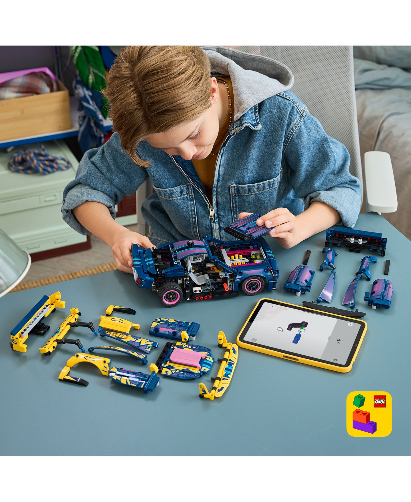 Детские конструкторы LEGO® Technic Custom Garage Ford Mustang GT Car 42236, 973 Pieces — фото 6