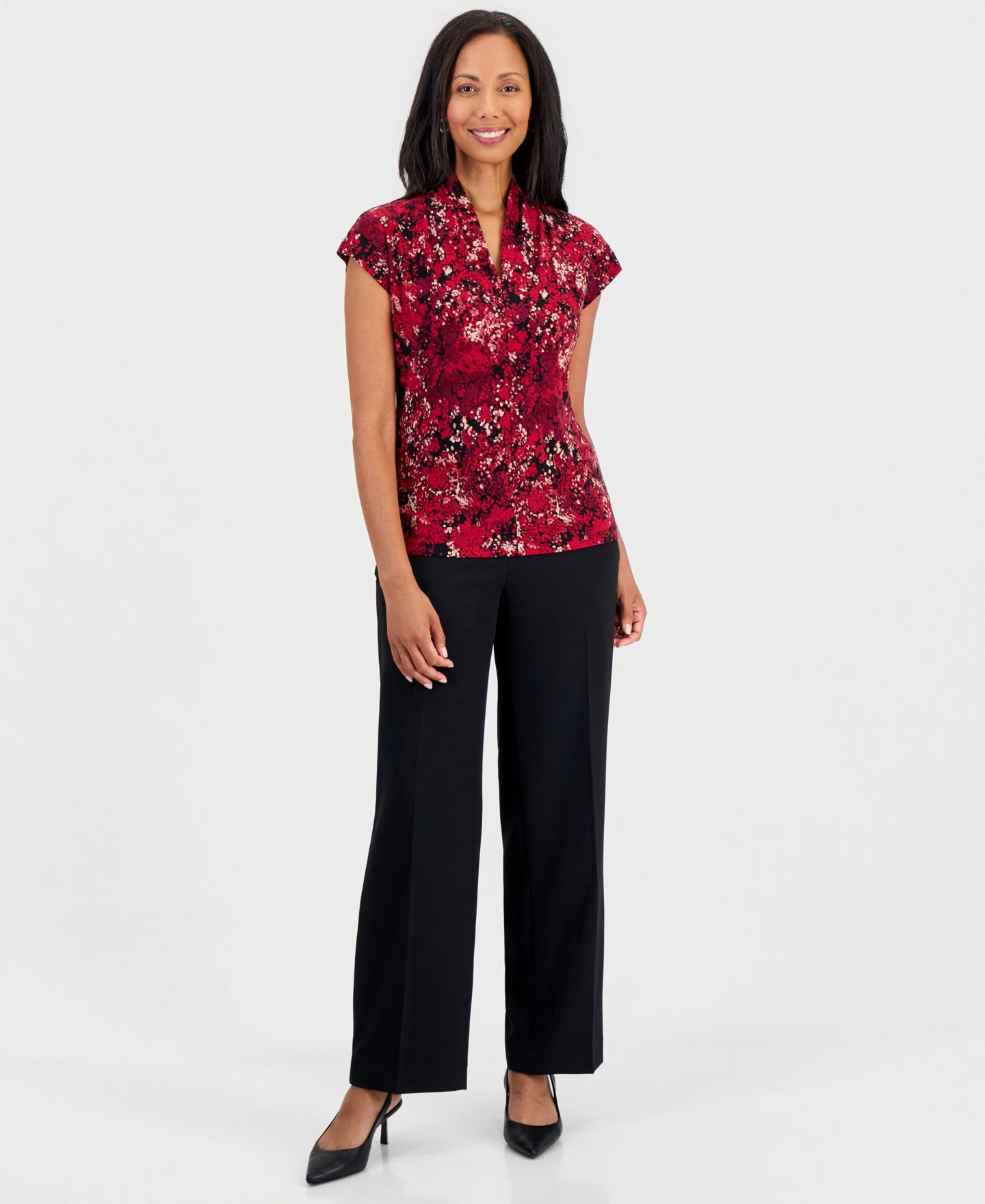 Женская блузка Kasper Funnel Neck Cap-Sleeve Print Blouse, цвет: Чёрный разноцветный — фото 2