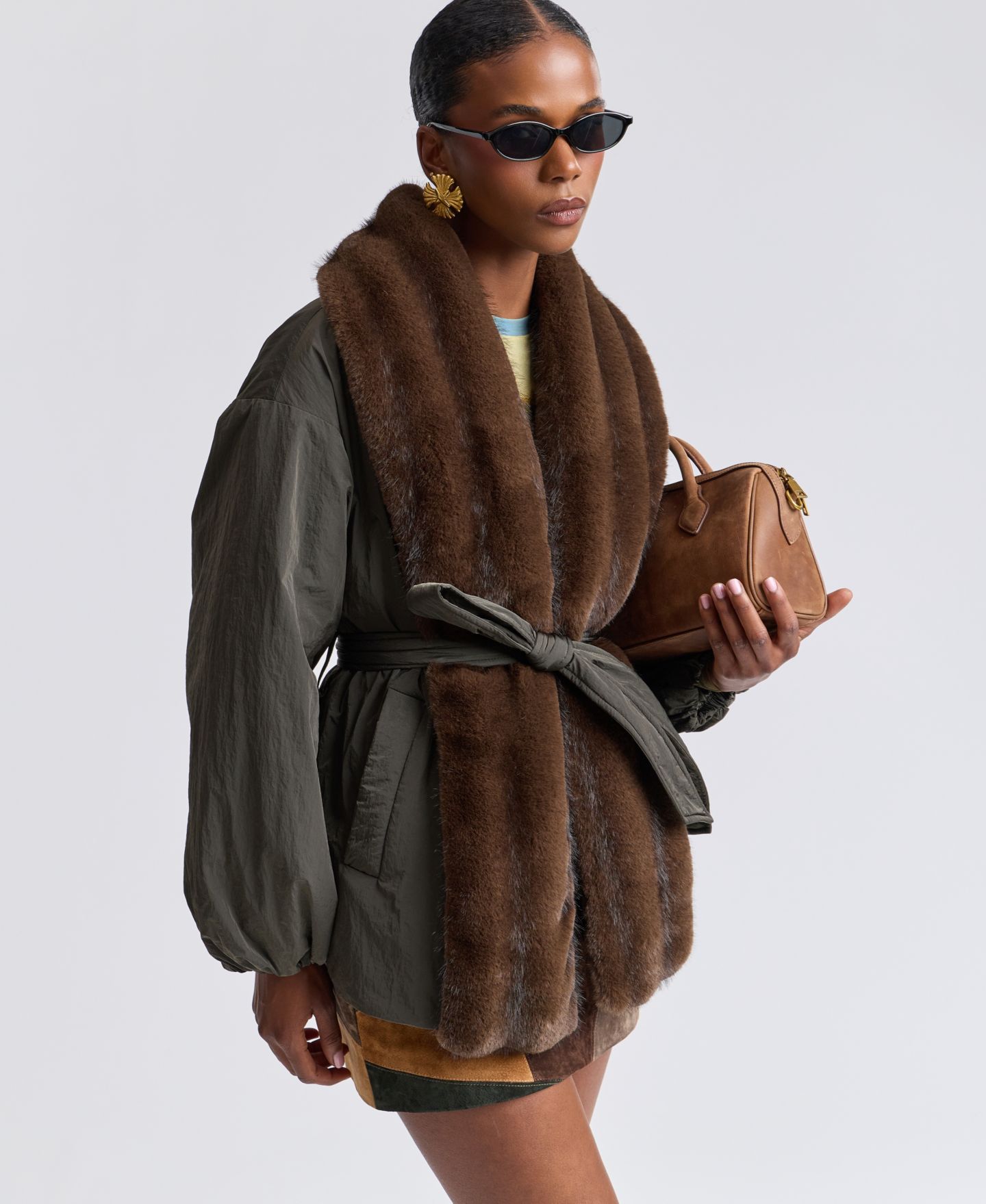 Женская куртка Avec Les Filles Belted Faux-Fur-Trim Shawl Collar Puffer, цвет: Тёмно-зелёный норковый — фото 6