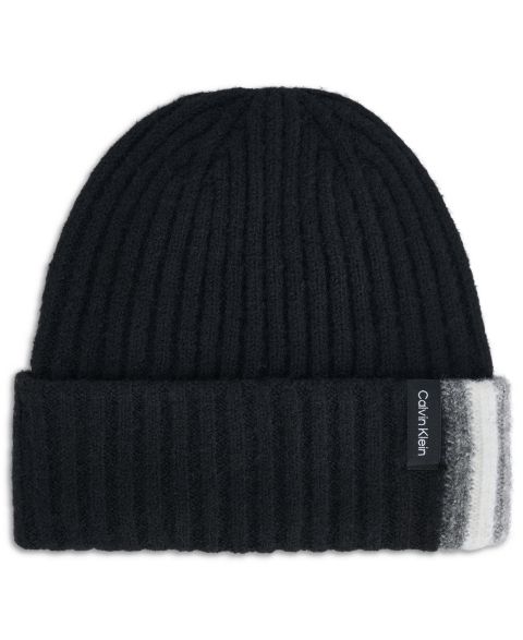 Женская шапка Calvin Klein Colorblock Fold Over Cuff, цвет: Чёрный
