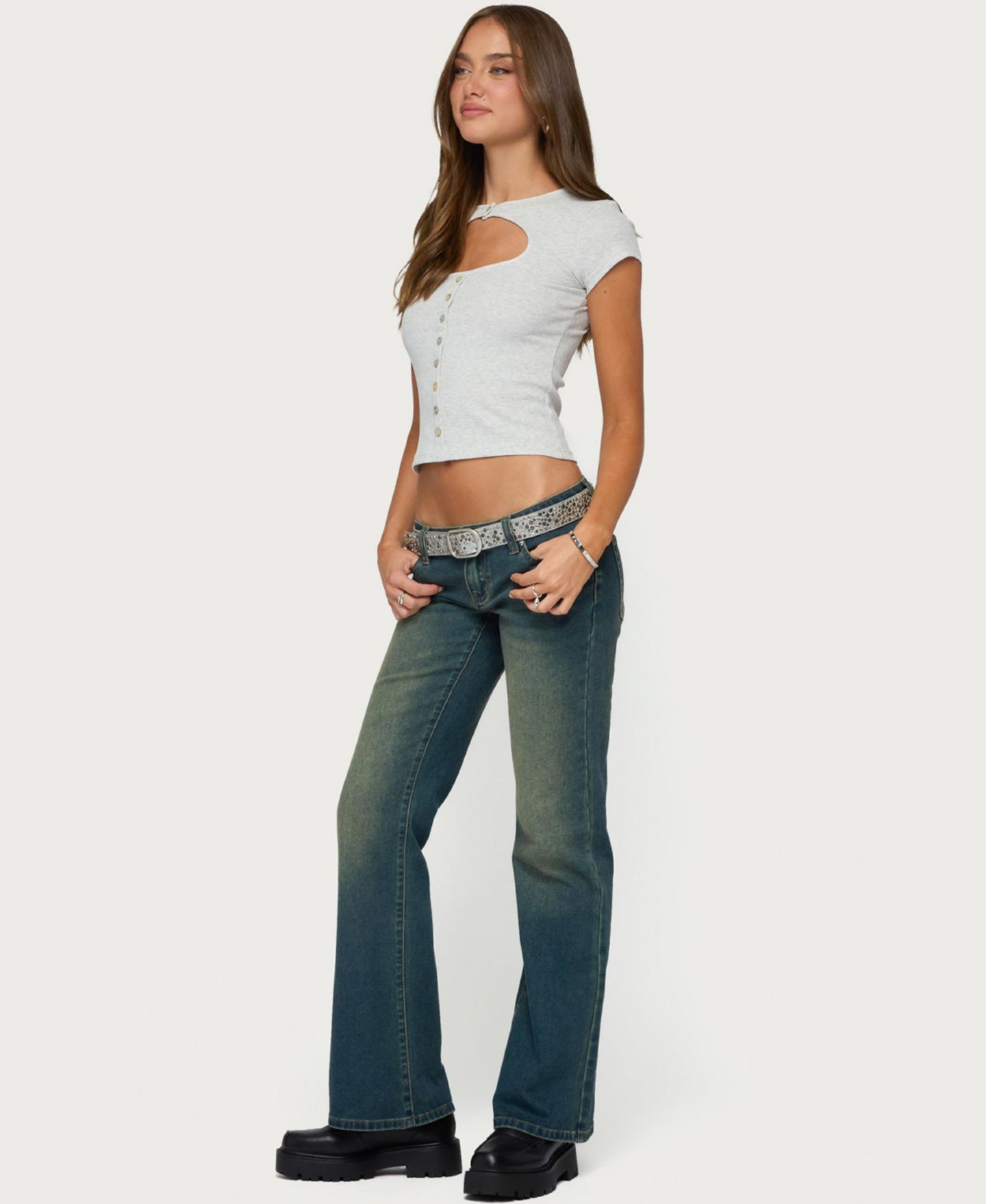 Женский топ Edikted Tyla Short-Sleeve Cropped Keyhole-Cutout, цвет: Светлый серый меланжевый — фото 5