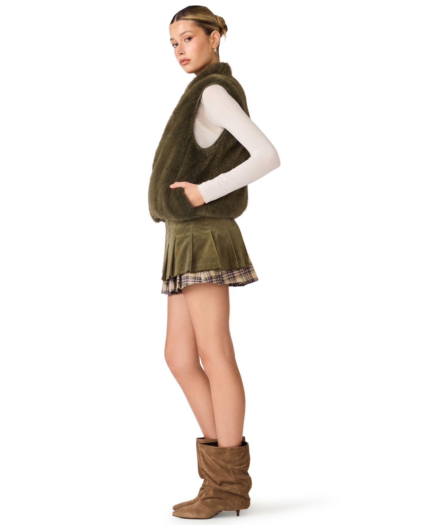 Женский жилет Steve Madden Brady Reversible Puffer Vest, цвет: Оливковый вязаный — фото 2