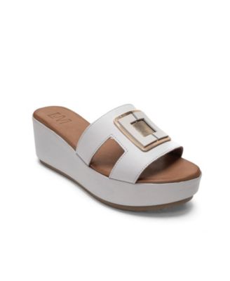 Forever and Always Shoes Women's Hiola Leather Platform Sandal