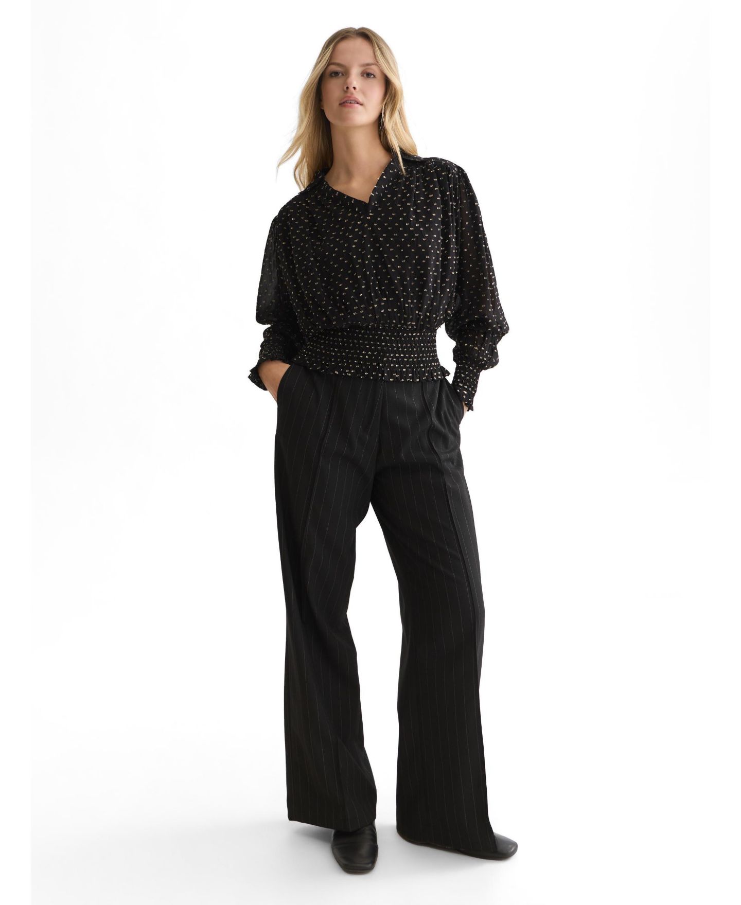 Женский топ SCOTCH & SODA Fil Coupe Smocked V-Neck, цвет: Meteorite — фото 2