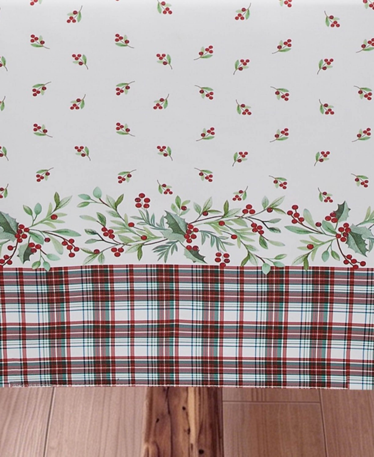 Avanti Holly Plaid Runner, 14" x 72"