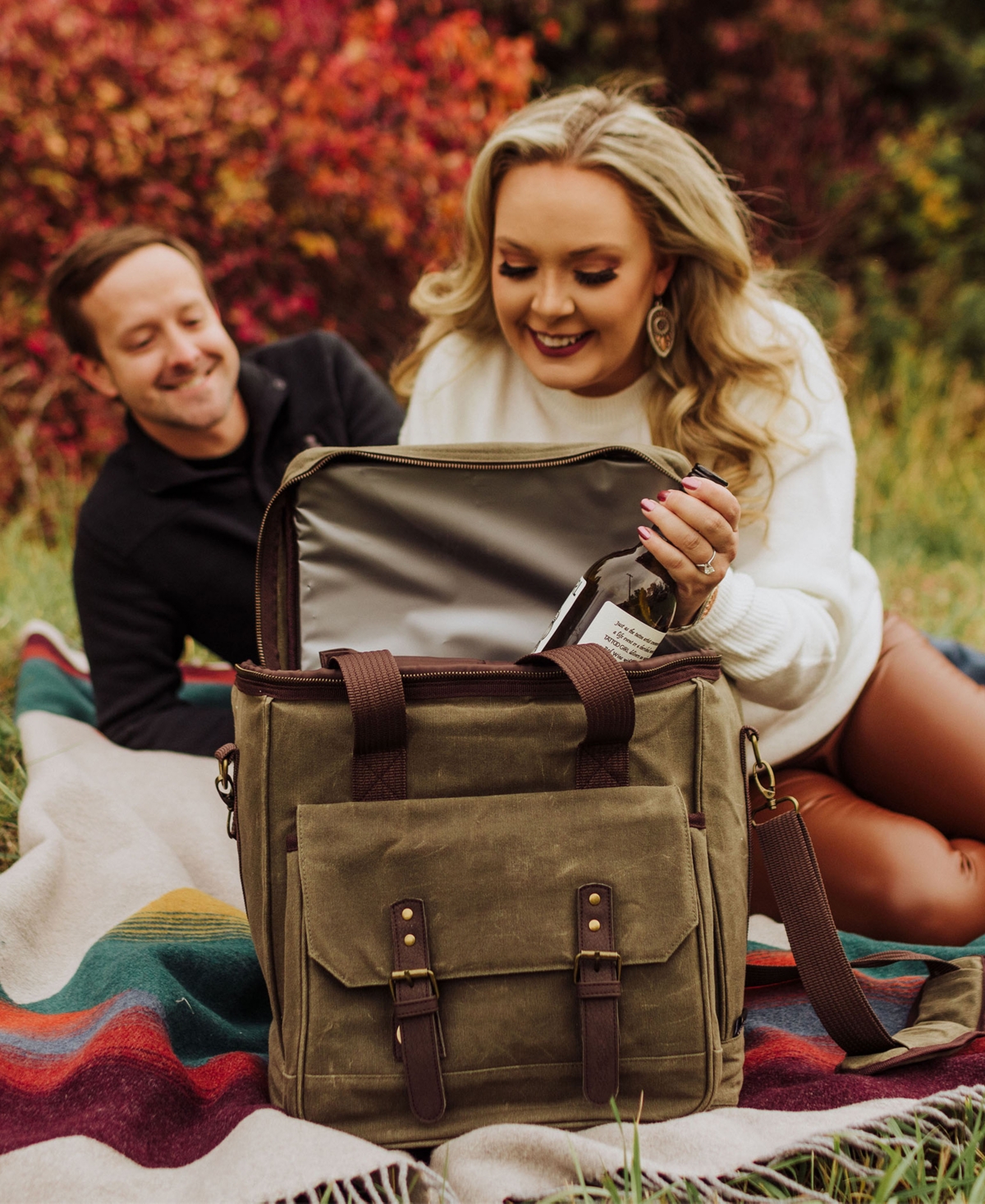 Legacy Weekender 6 Bottle Insulated Wine Bag with Trolley